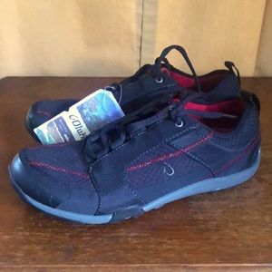 $150 OluKai Mauka series Black Kamiki sneakers men’s size 8.5 New with tags